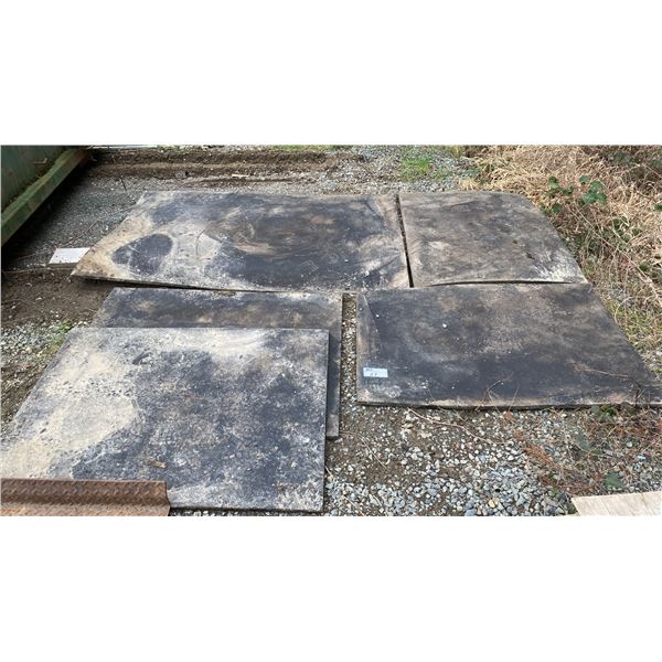 5 ASSORTED SIZE RUBBER MATS