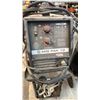 Image 3 : LINCOLN ELECTRIC MIG PAK 10 WELDER