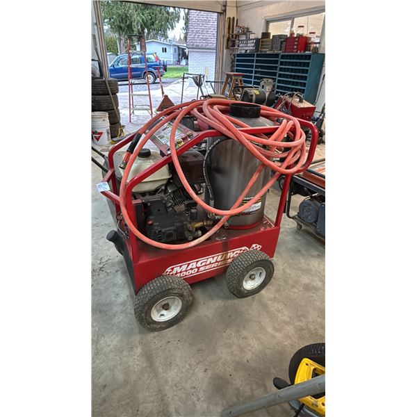 MAGNUM 4000 GOLD SERIES DIESEL HOT WATER PRESSURE WASHER
