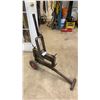 Image 1 : PORTABLE STONE SPLITTER