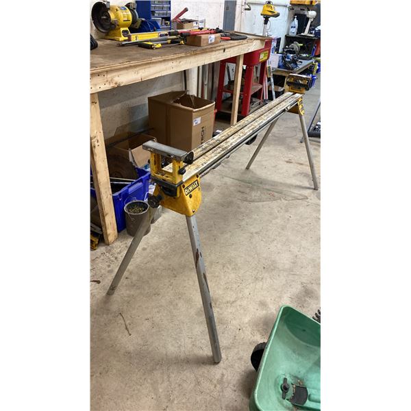 DEWALT SLIDING MITER SAW STAND