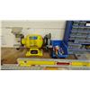 Image 2 : ASSORTED ITEMS INCLUDING; POWER FIST BENCH GRINDER, LEVEL, BOLT CUTTERS, CABLE WINCH & MORE