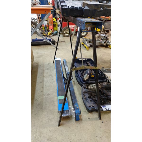 (6) FOLDING METAL SAW HORSES