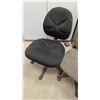 Image 5 : (4) ASSORTED ROLLING OFFICE CHAIRS