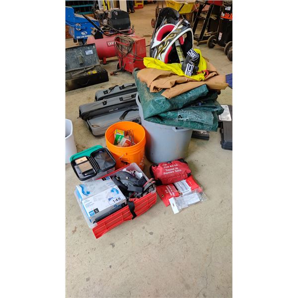 ASSORTED ITEMS INCLUDING; POWER BANK, FIRST AID KIT, MOTOCROSS HELMET & MORE