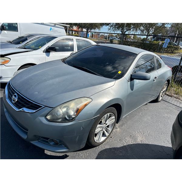 2011 Nissan Altima 2.5S Coupe