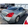 Image 6 : 2011 Nissan Altima 2.5S Coupe