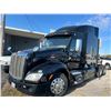 Image 1 : 2016 Peterbilt Class 8 TNDM DRV SLPR  R/T