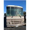 Image 3 : 2000 Fleetwood Pace Arrow Class A  33'  RV