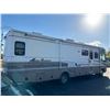 Image 4 : 2000 Fleetwood Pace Arrow Class A  33'  RV