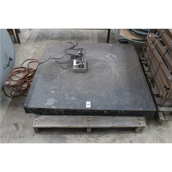 Metler Torledo Pallet Scale w/Digital R/O