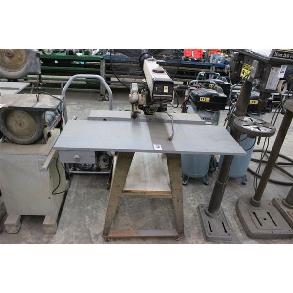 Dewalt 7749 Radial Armsaw w/Stand