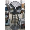 Image 1 : CM Black Pedestal Fan