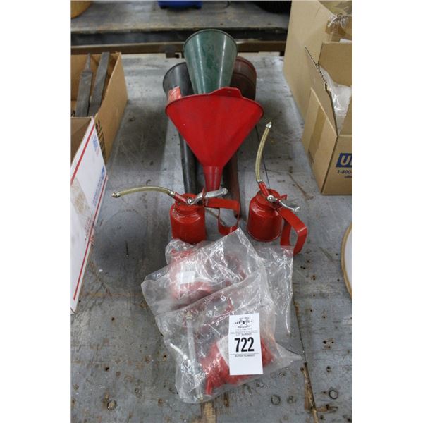 Oiler Cans 4  w/Funnels - 4