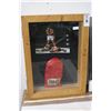 Image 1 : Muhammad Ali Boxing Glove Signed in Case w/Photo