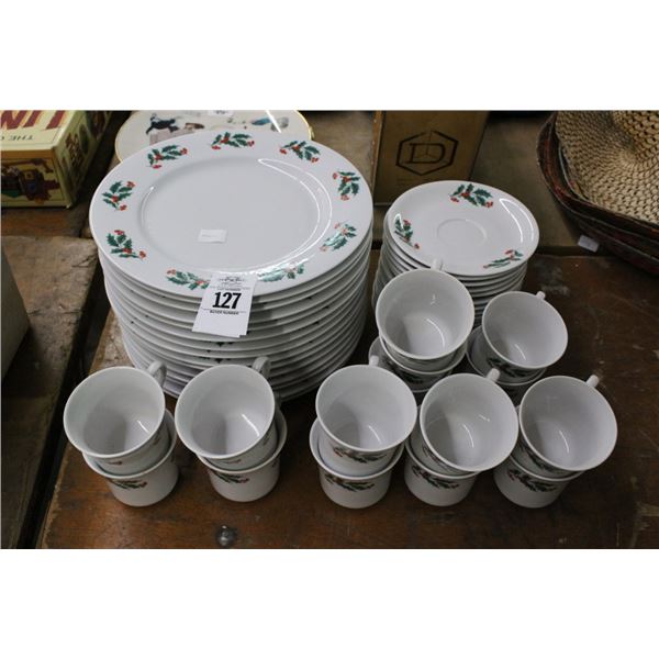 Mistletoe China Set