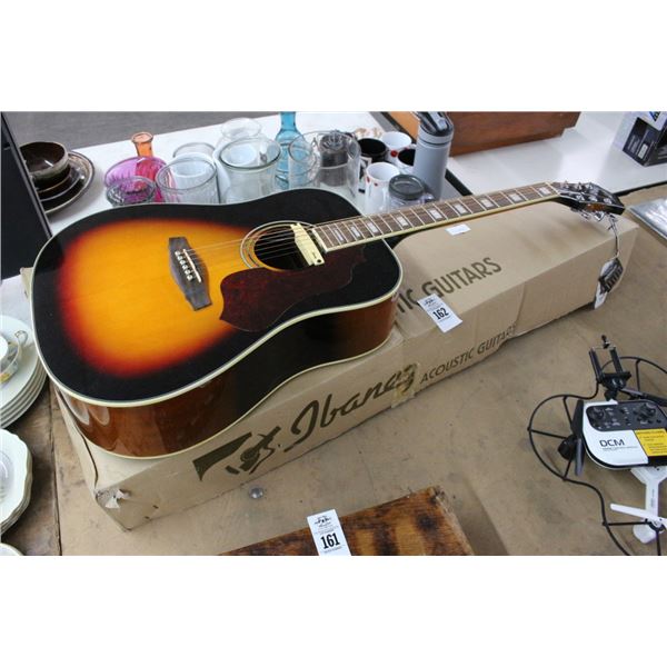Acoustic Guitar w/Box