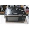 Image 1 : Microwave Oven