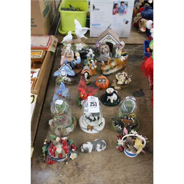 Asst. Miniature Figurines Fitz & Floyd/Charming Tales