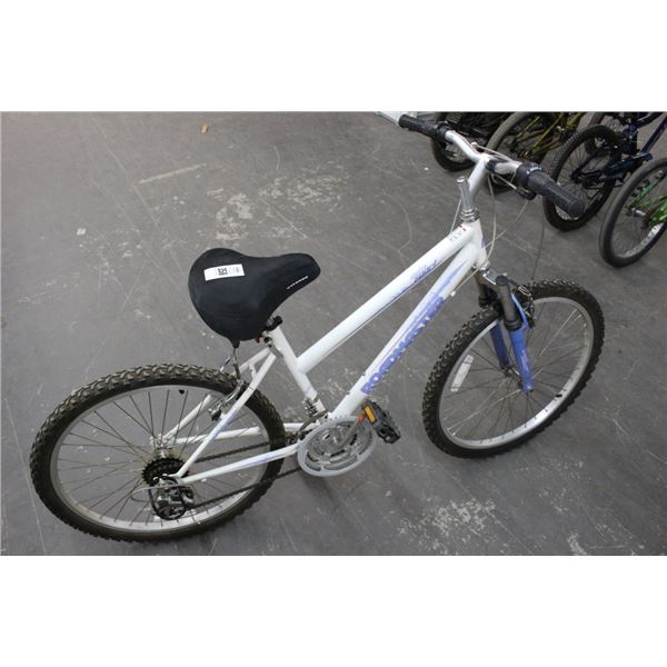 Roadmaster Girls Mountain Bike