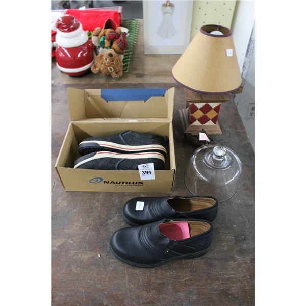 Nautilus/Other Shoes w/Small Lamp, Glass Lid