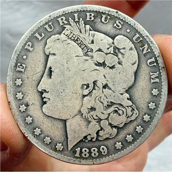 MORGAN SILVER DOLLAR - 1889O