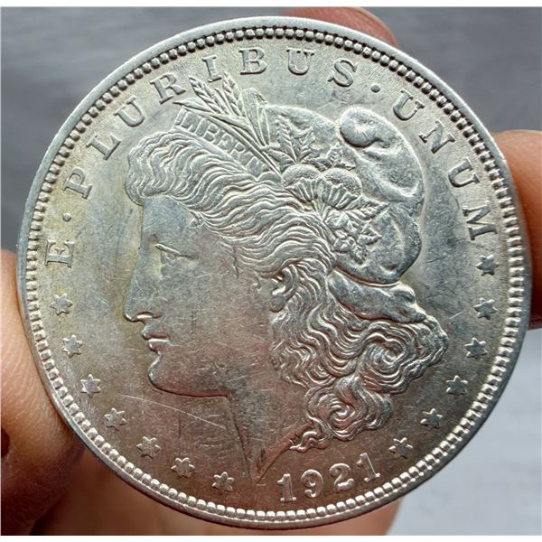 MORGAN SILVER DOLLAR - 1921