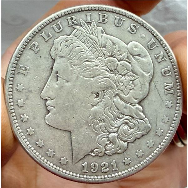 MORGAN SILVER DOLLAR - 1921S