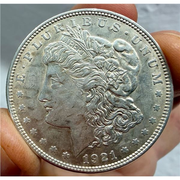 MORGAN SILVER DOLLAR - 1921