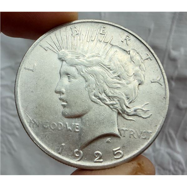 PEACE SILVER DOLLAR - 1925