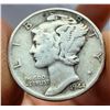 Image 23 : WALKING LIBERTY SILVER HALF DOLLARS - 1942, 1943; WASHINGTON SILVER QUARTERS - 1942, 1944; MERCURY D