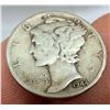 Image 25 : WALKING LIBERTY SILVER HALF DOLLARS - 1942, 1943; WASHINGTON SILVER QUARTERS - 1942, 1944; MERCURY D