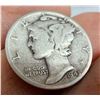 Image 4 : WALKING LIBERTY SILVER HALF DOLLARS - 1942, 1943; WASHINGTON SILVER QUARTERS - 1942, 1944; MERCURY D