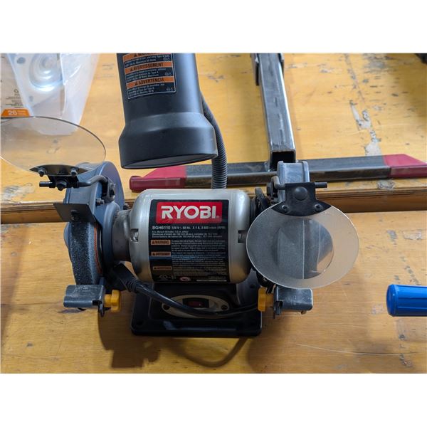 MEULEUSE D'ETABLI 6" RYOBI BGH6110