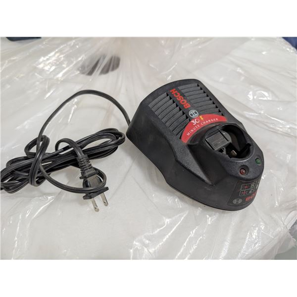 CHARGEUR BOSCH BC430