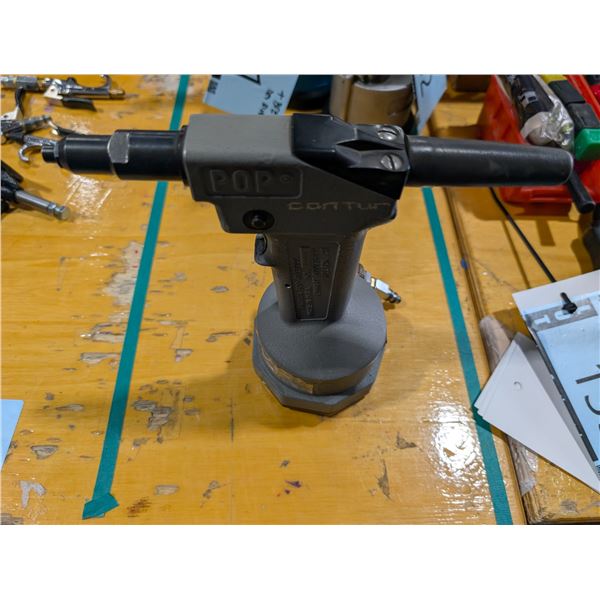 OUTIL À RIVETAGE PNEUMATIQUE POP