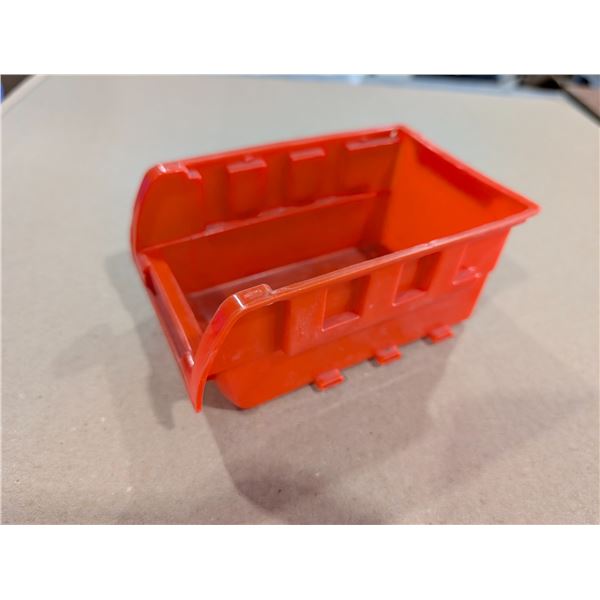 BAC EN PLASTIQUE 6"x4"x3"