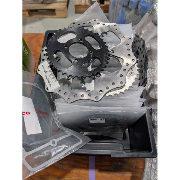 LOT DE 20+ ENGRENAGE DE MOTO ASST