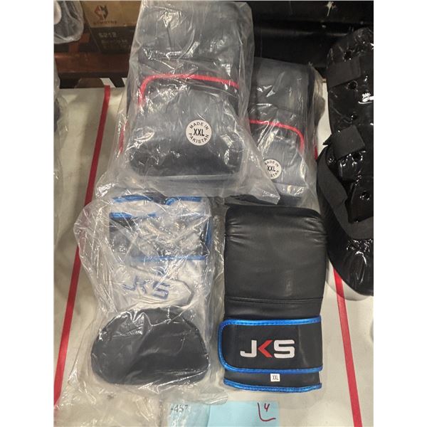 LOT DE 4 PAIRES DE GANTS DE BOXE LOGO JKS gr:XXL *NEUF*