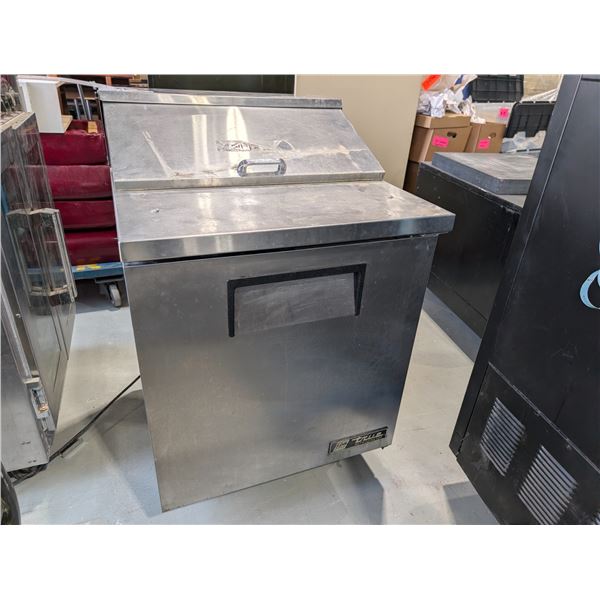 RÉFRIGÉRATEUR MOBILE TRUE #TSSU-27-08  28"x30"x43"