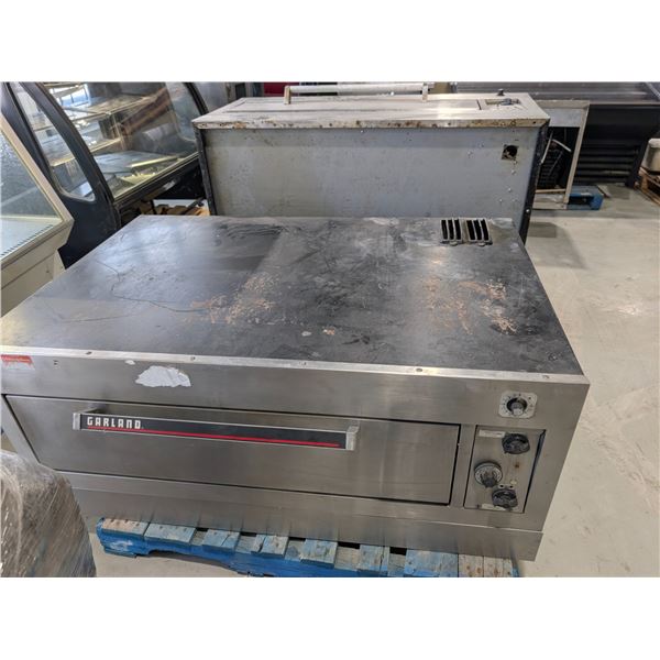 FOUR DOUBLE GARLAND AU GAZ 55"x36"x65" 1-MANQUE PIERRE VOIR PHOTO (CONDITION INCONNU)