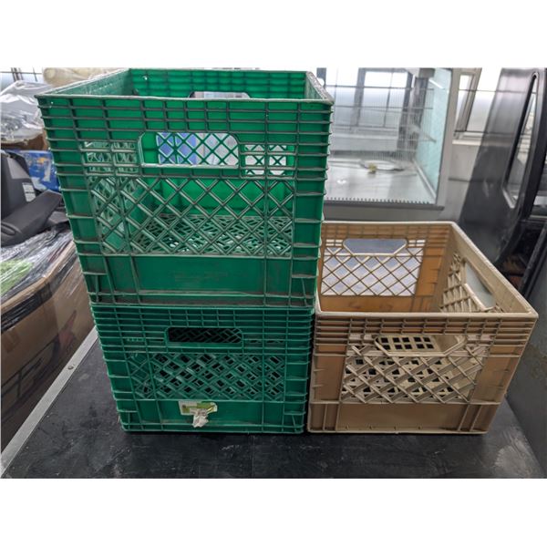 BAC À LAIT EN PLASTIQUE VERT 