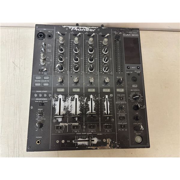 TABLE DE MIXAGE PIONEER DJM800