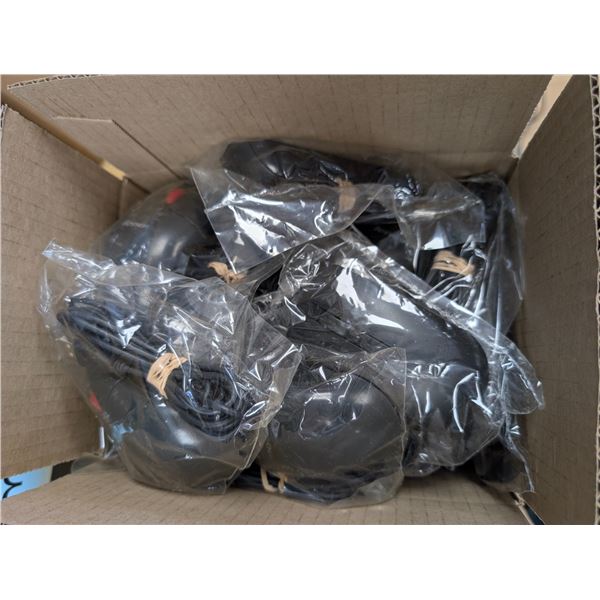 LOT DE 24 SOURIS USB ASST.