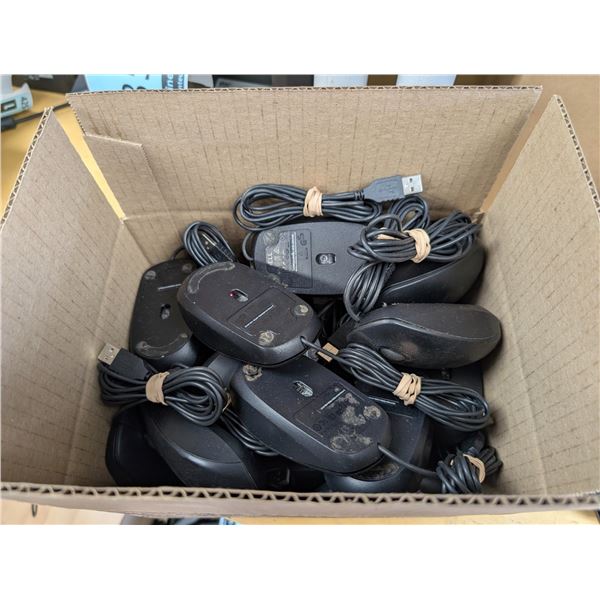 LOT DE 24 SOURIS USB ASST.