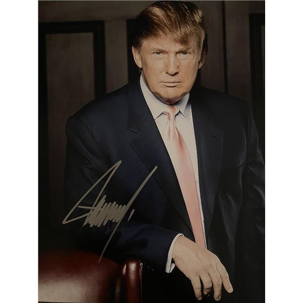 US President Donald Trump signed photo