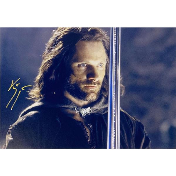 The Lord of the Rings Viggo Mortensen facsimile signed  movie photo