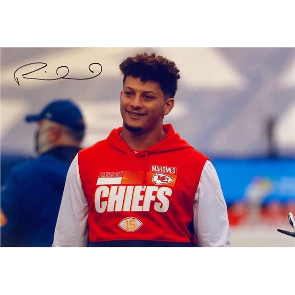 Kansas City Chiefs quarterback Patrick Mahomes II facsimile signed  photo
