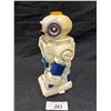 Image 2 : Vintage toy robot 10" tall