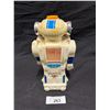 Image 3 : Vintage toy robot 10" tall